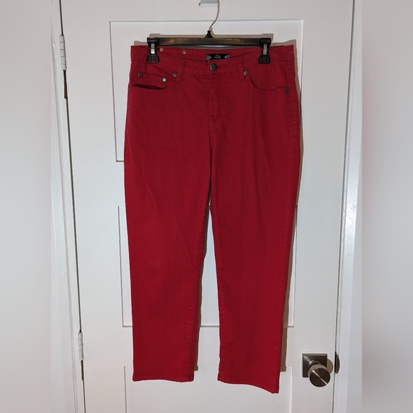 Tru Luxe Jeans Y2K Bedazzled Red Capri - Picture 3 of 7